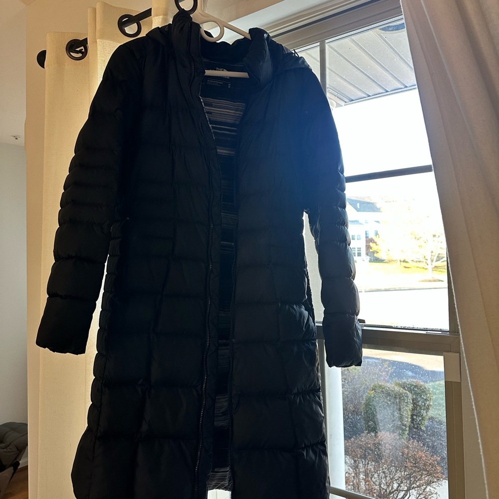 The North Face Women's Black Parka Jacket
